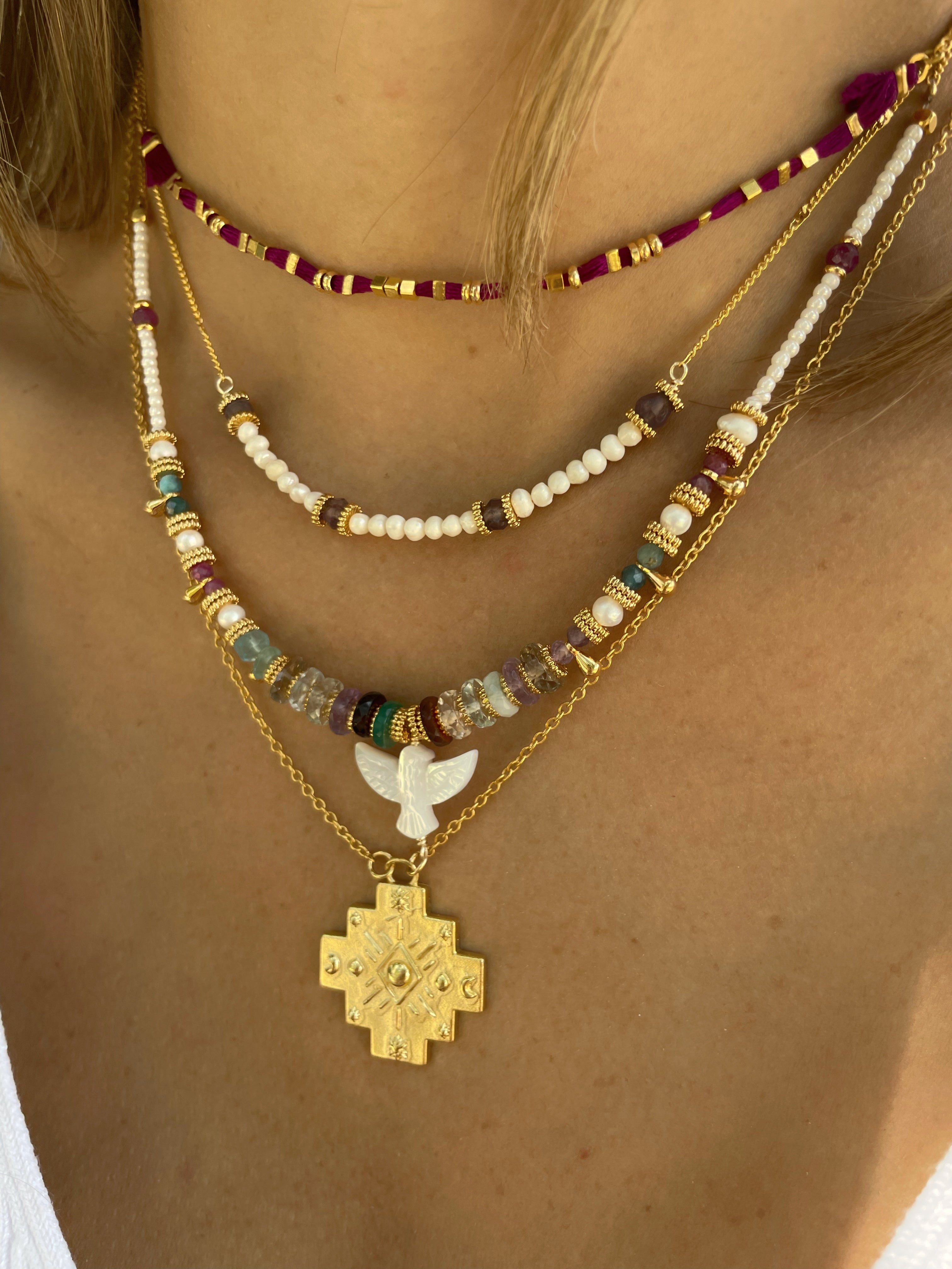 Collar Sulpayki con perlas