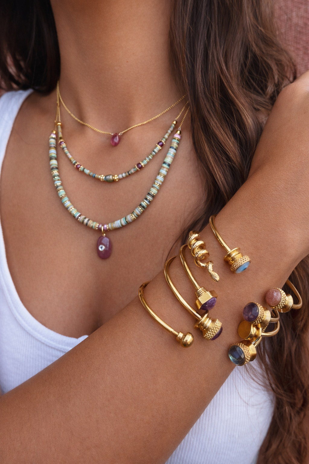 Decretos y afirmaciones turquesas con dije de Rubí