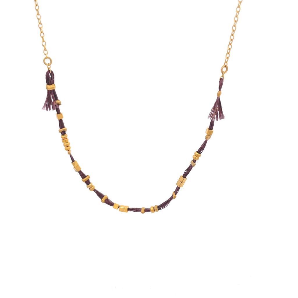 Gargantilla de hilos y metales