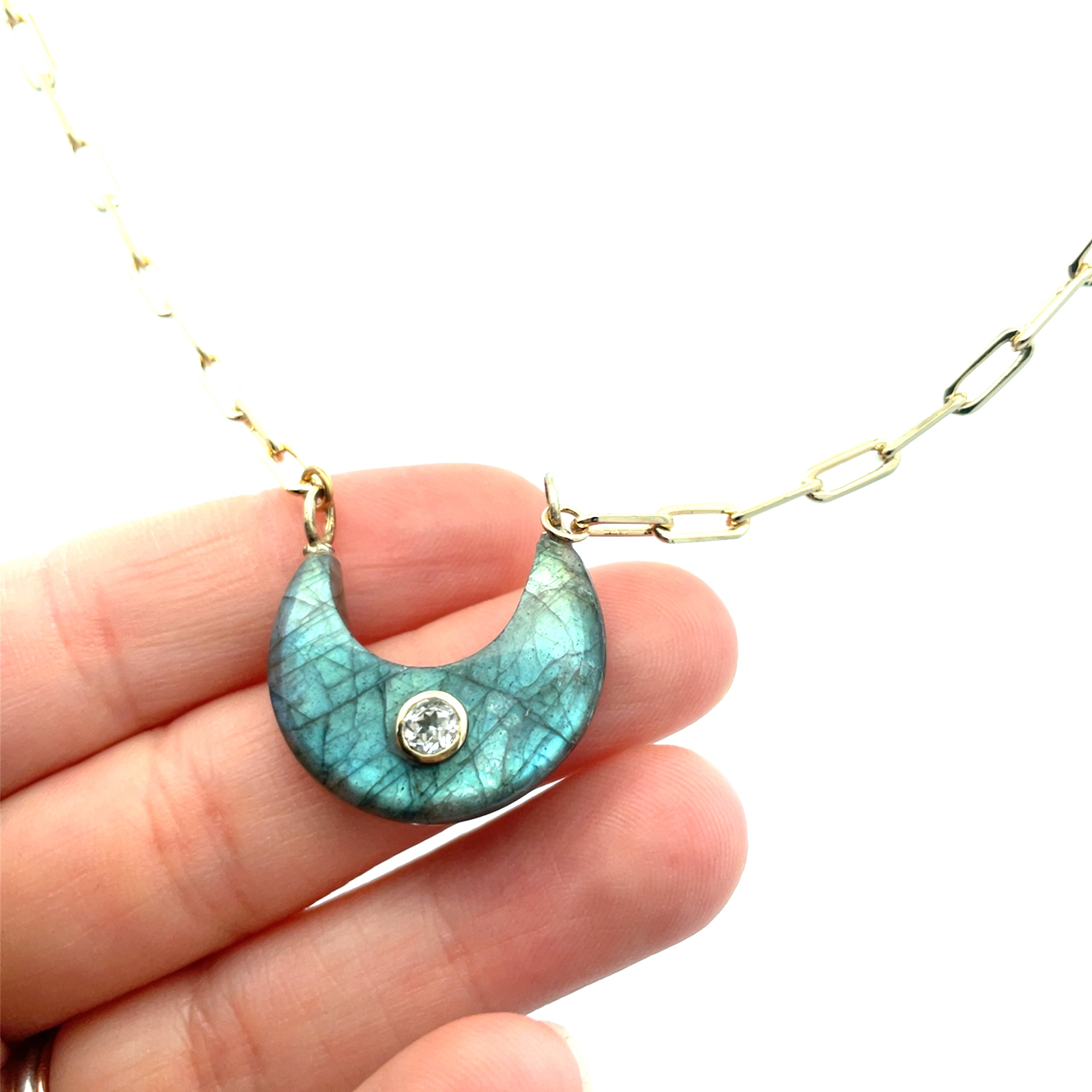 Collar Luna de Labradorita o Turquesa