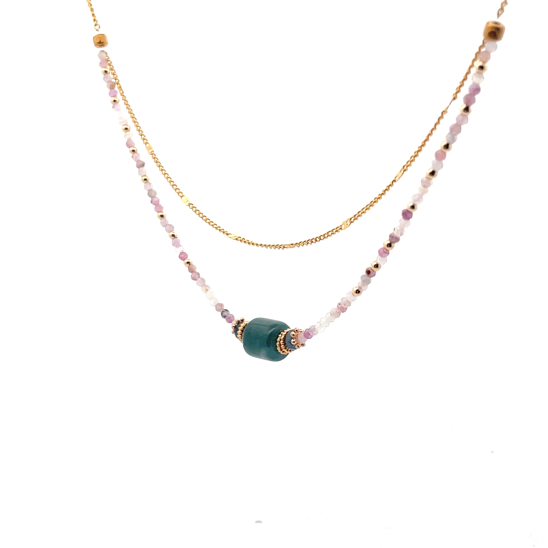 Decretos y afirmaciones con jade guatemalteco, mica y iolita