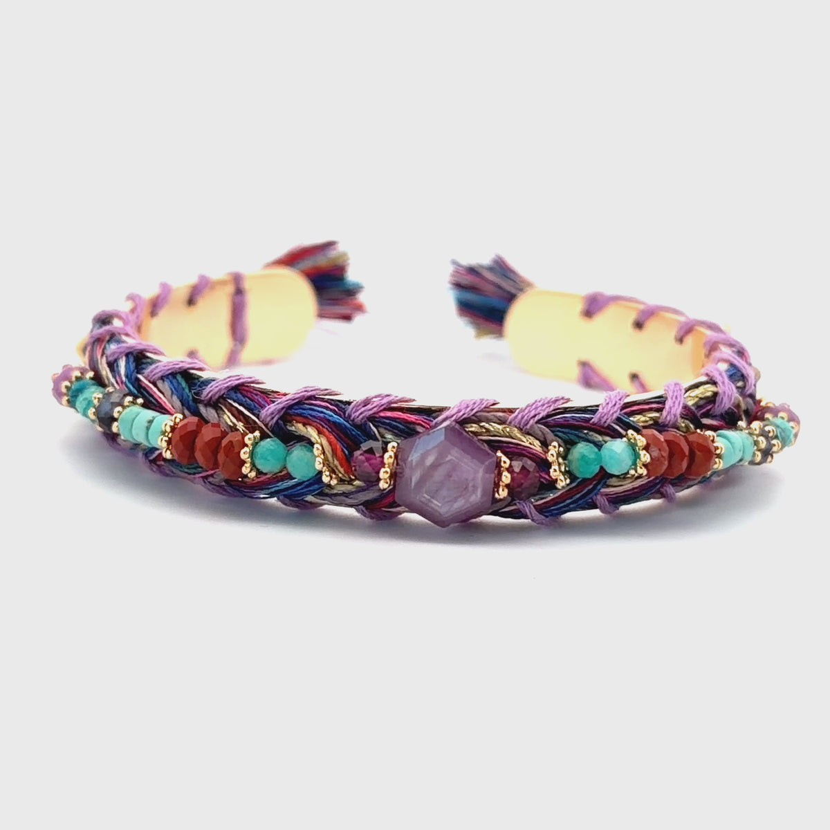 Pulsera Sejmet tejida con multipiedras